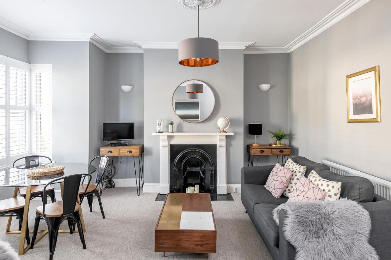 Modern & Spacious 2 Bedroom Maisonette Bath Luaran gambar